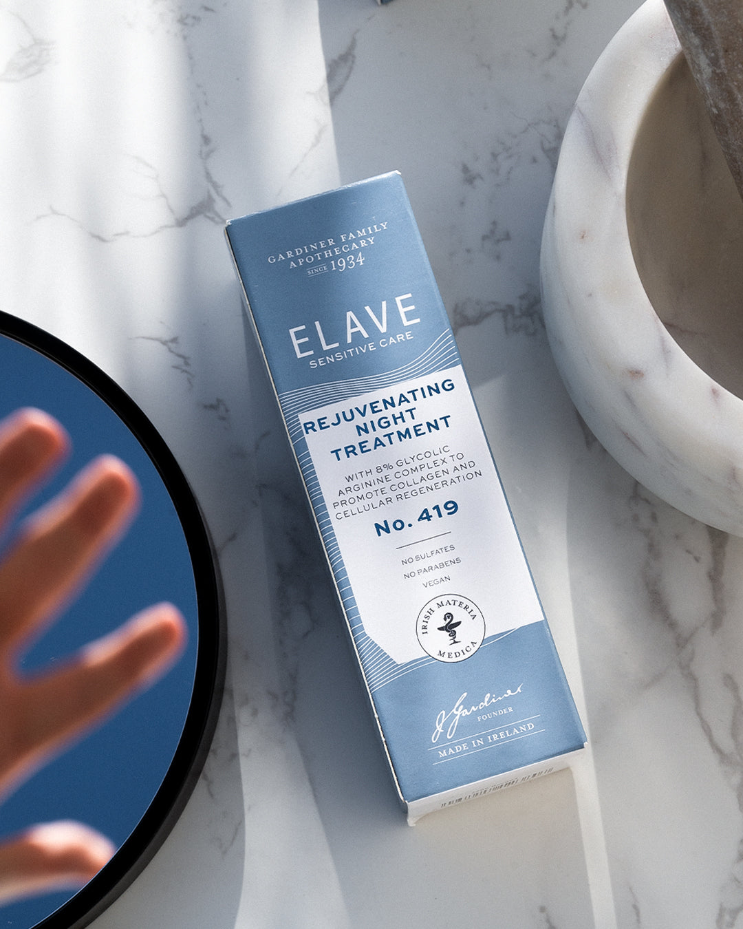 Elave Rejuvenating Night Treatment No.419 contains a unique combination of hydrating emollients to repair the skin, together with Glycolic Acid Arginine complex to rejuvenate skin overnight.